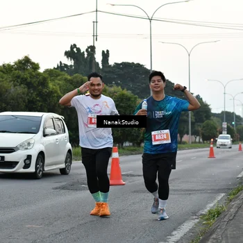 Runner Photo 4448689