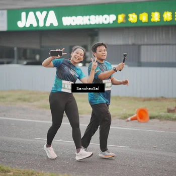 Runner Photo 4448693