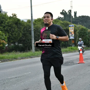 Runner Photo 4448764