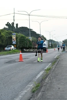 Runner Photo 4448776