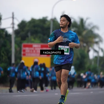 Runner Photo 4448873
