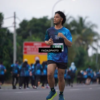 Runner Photo 4448879