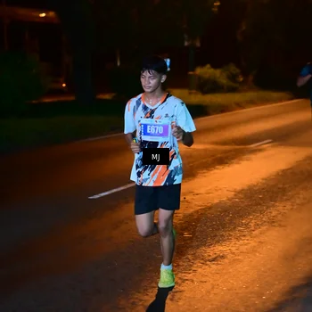 Runner Photo 4448911