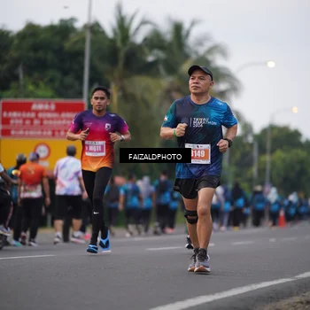 Runner Photo 4449054