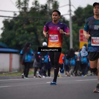 Runner Photo 4449055
