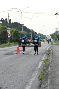 Runner Photo 4449243