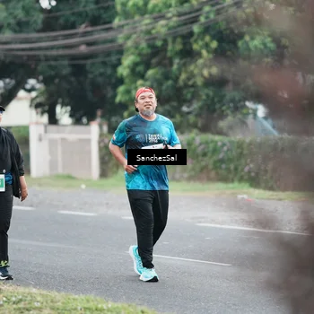 Runner Photo 4449335
