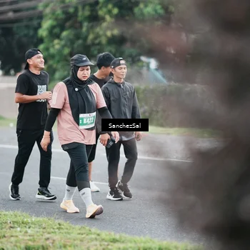 Runner Photo 4449347