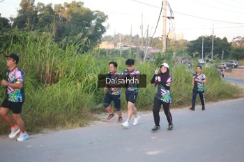 Runner Photo 4449352
