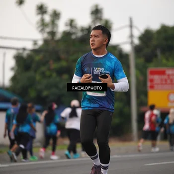 Runner Photo 4449375