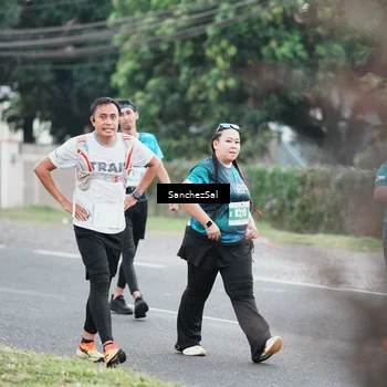 Runner Photo 4449394