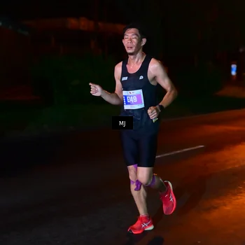 Runner Photo 4449395