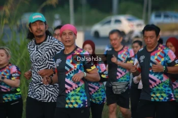 Runner Photo 4449408