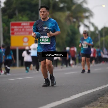 Runner Photo 4449420