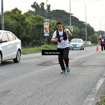 Runner Photo 4449600