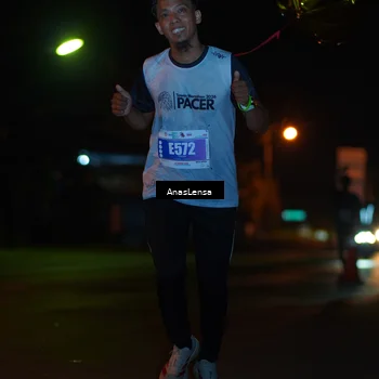 Runner Photo 4449639