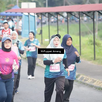 Runner Photo 4449709