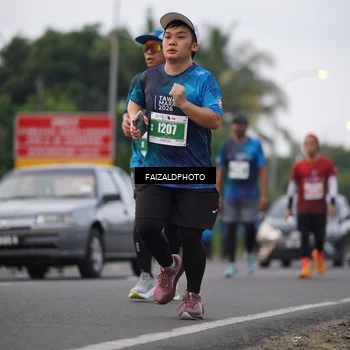 Runner Photo 4449800