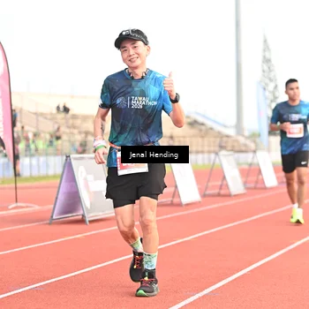 Runner Photo 4449815