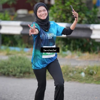 Runner Photo 4449860
