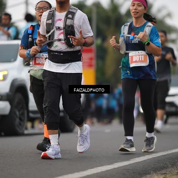 Runner Photo 4450095