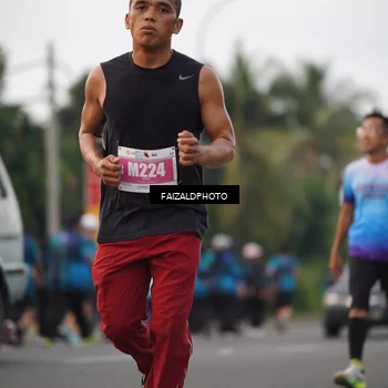 Runner Photo 4450200