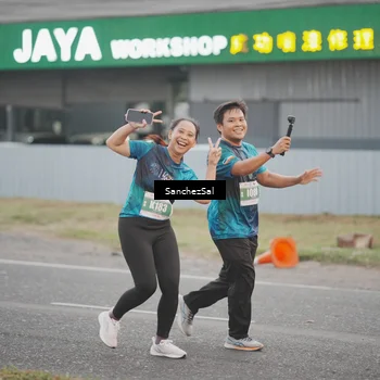 Runner Photo 4450398
