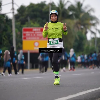 Runner Photo 4450407