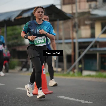 Runner Photo 4450467