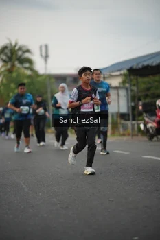Runner Photo 4450536