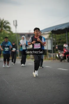 Runner Photo 4450669