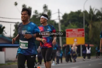 Runner Photo 4450717