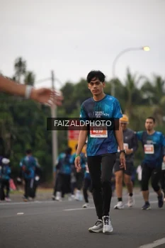 Runner Photo 4450735