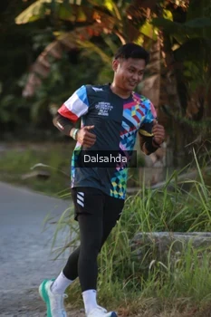 Runner Photo 4451388