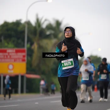 Runner Photo 4451394