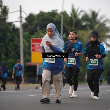 Runner Photo 4451475