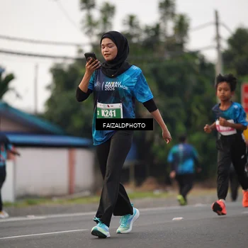 Runner Photo 4451637