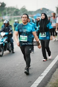 Runner Photo 4451642
