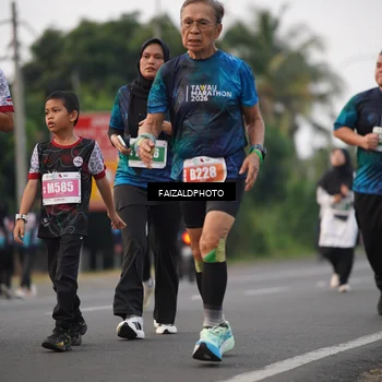 Runner Photo 4451719