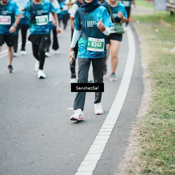 Runner Photo 4451789