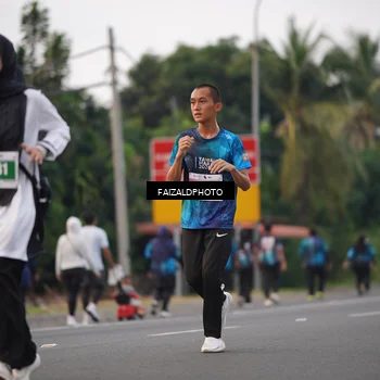 Runner Photo 4451796