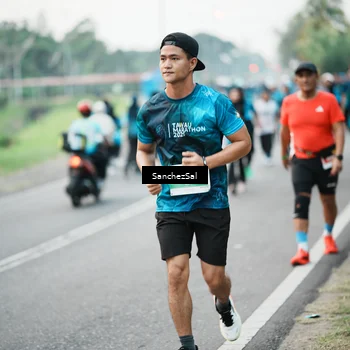 Runner Photo 4451818