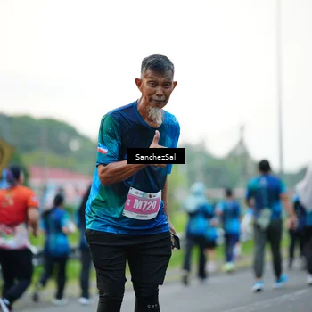 Runner Photo 4452011