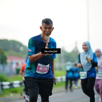 Runner Photo 4452023