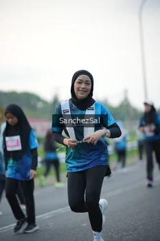 Runner Photo 4452100