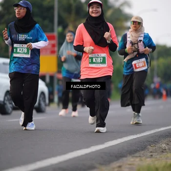 Runner Photo 4452215