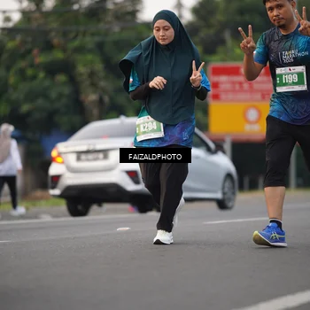 Runner Photo 4452400
