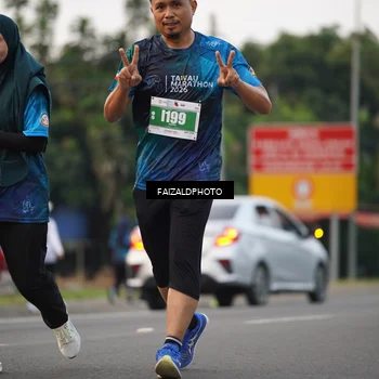 Runner Photo 4452415