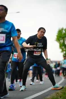 Runner Photo 4452472