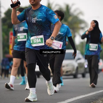 Runner Photo 4452475